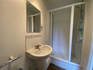 bathroom- click for photo gallery